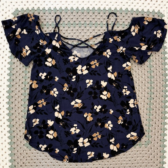Kaileigh Navy Off Shoulder Floral Top, Women Sz S, Back Criss Cross Design - Picture 8 of 11